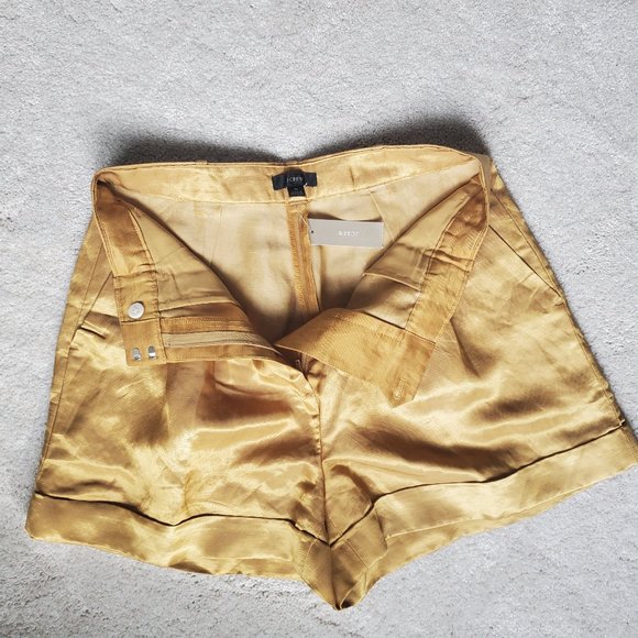 J. Crew Drapey Short in Satin-Faced Linen - Picture 3 of 7